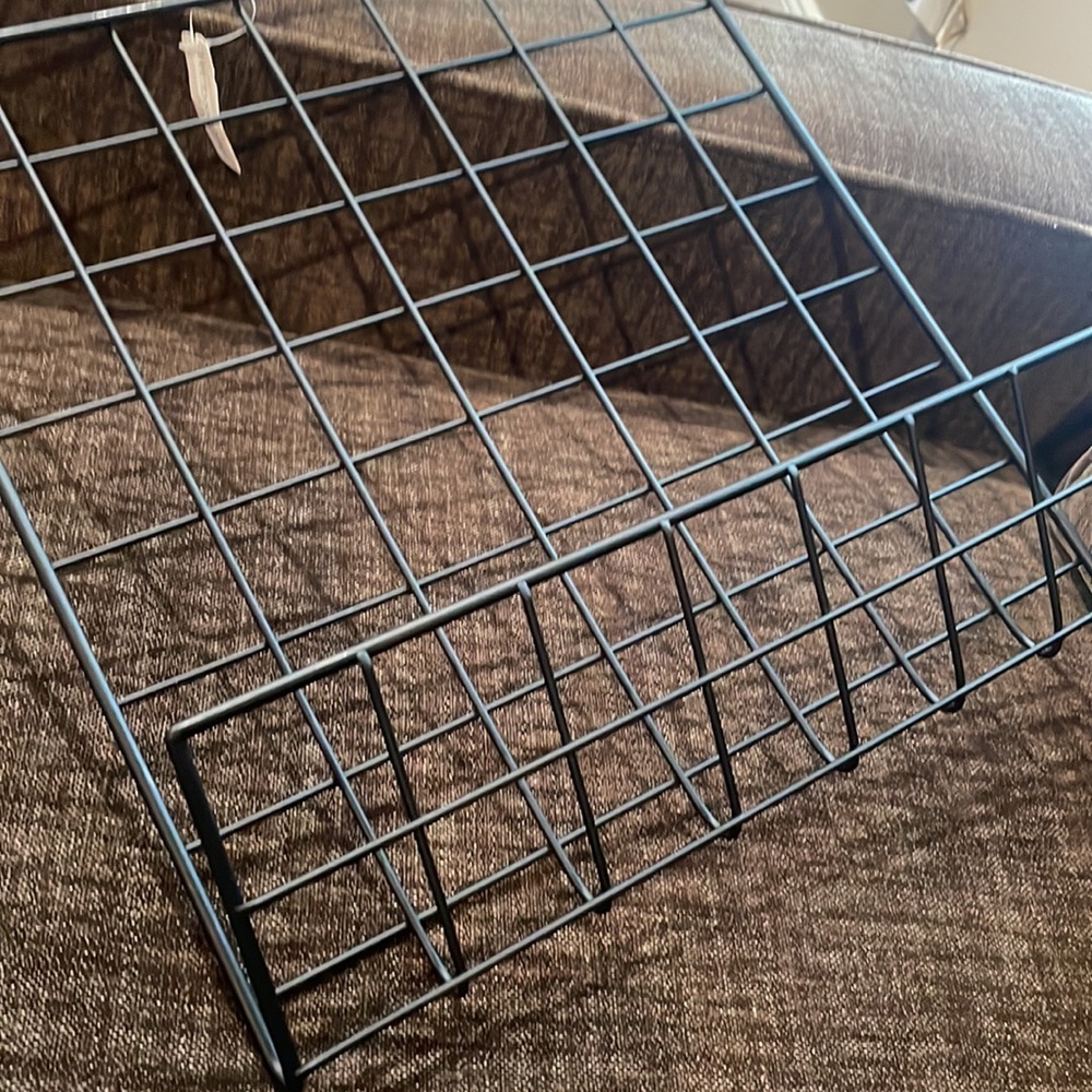 Mail Holder